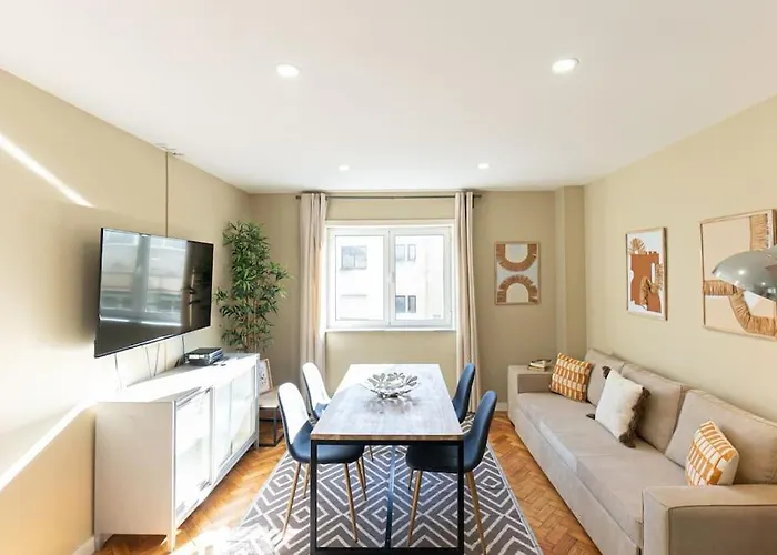 Aliados 3 Bed Apartment